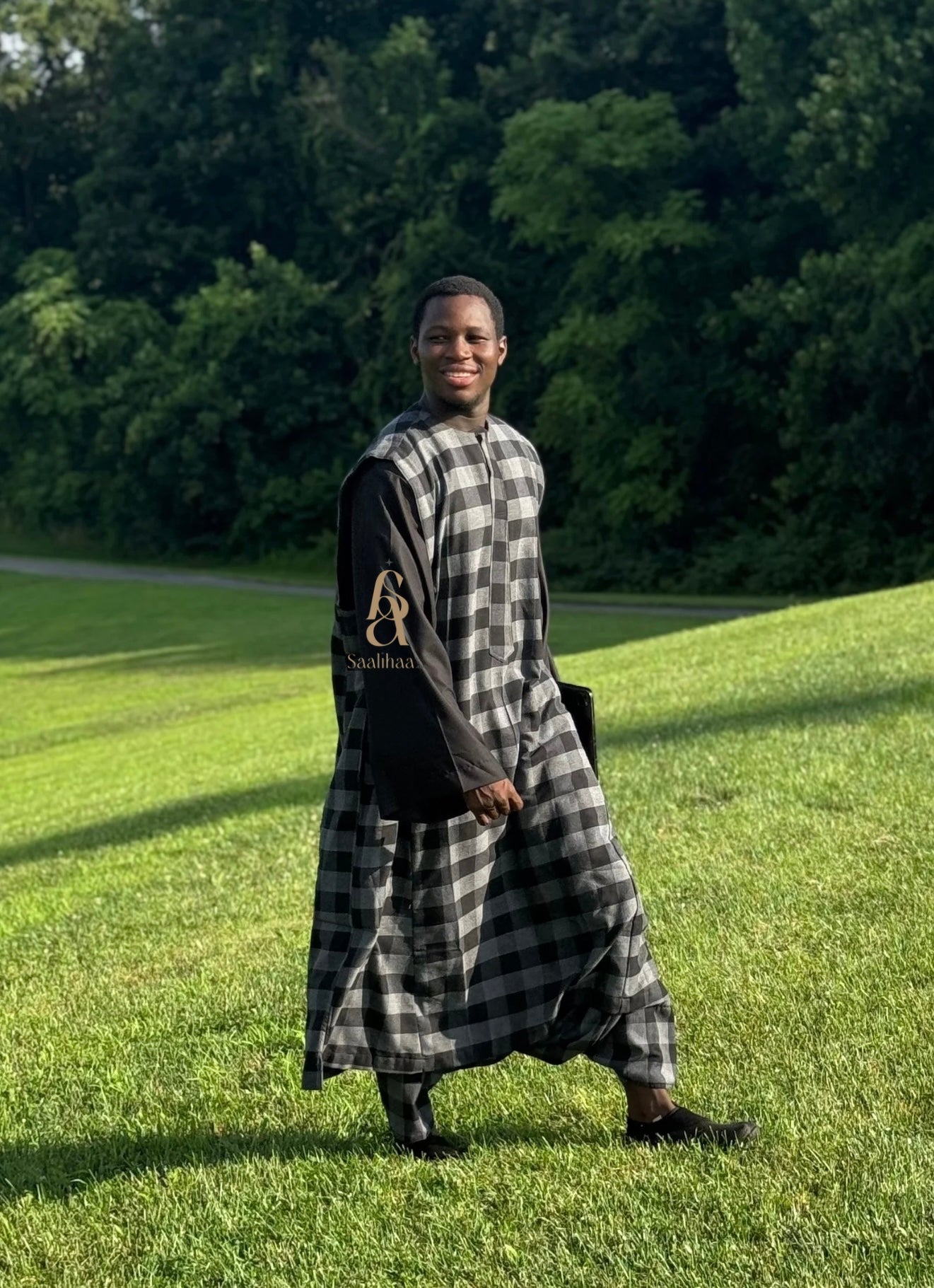 Baye Fall Laxasay – 3-Piece Set in Grey & Black (Faxiya, Djiteul, Thiaya)
