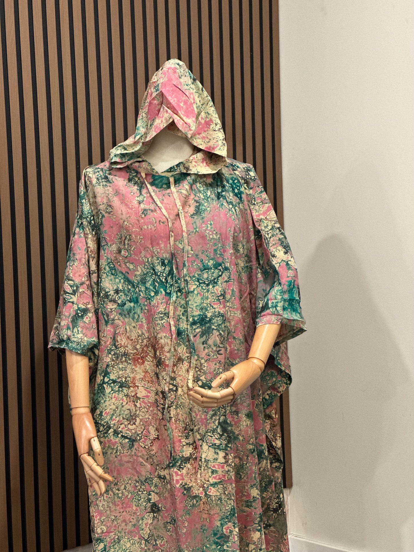 Handmade Tunique with Hoodie — Tie-Dye Fabric