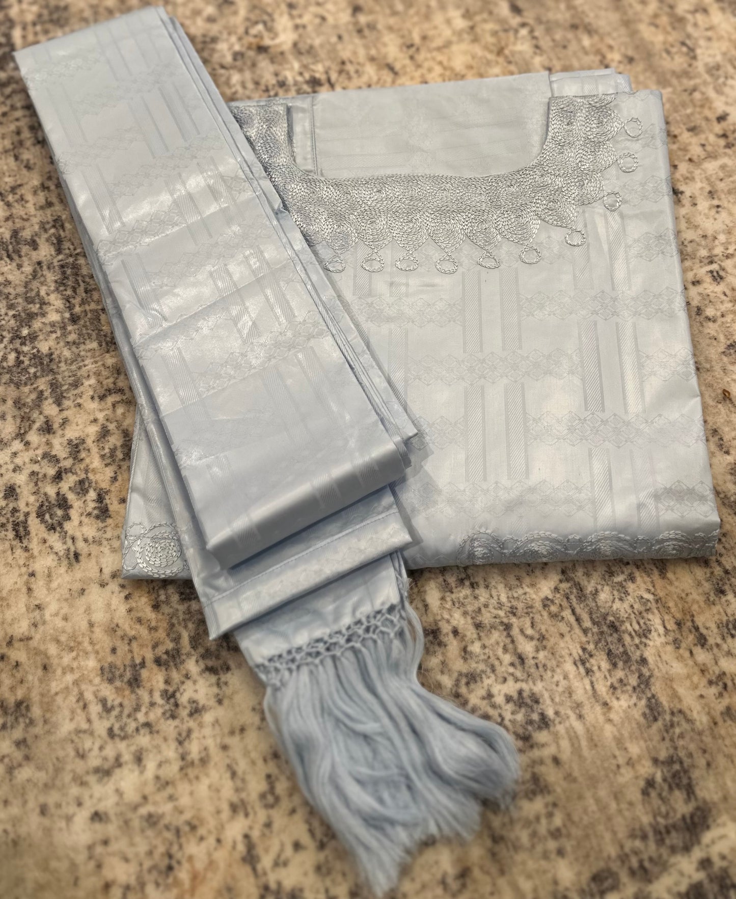 Baye Lahad – Bazin Riche Gold (3-Meter Scarf Included)