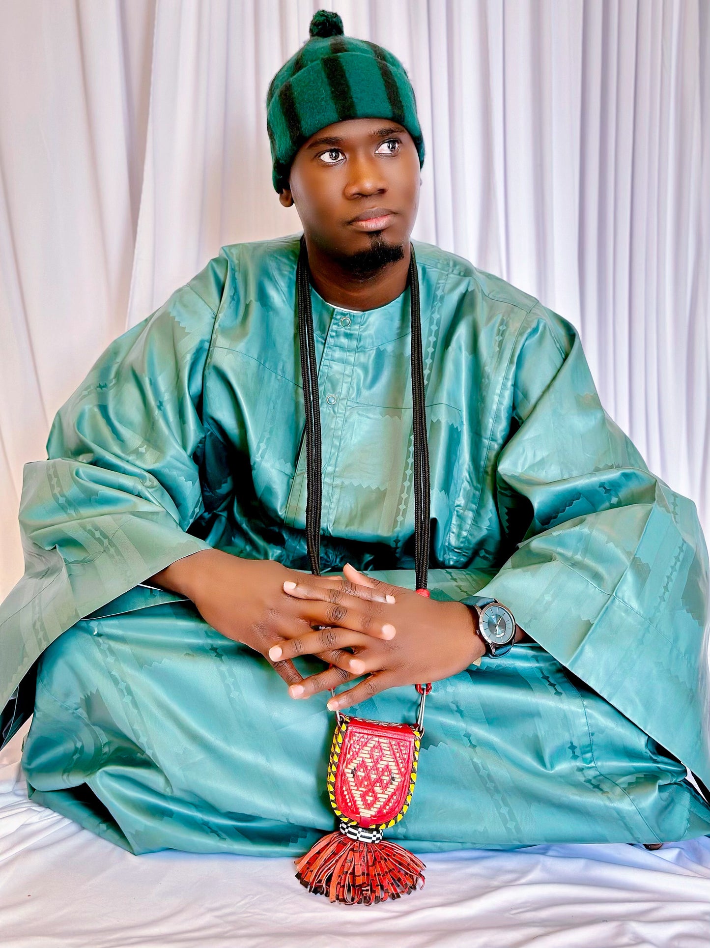 Baye Sohinbou – Traditional Senegalese Mouride Men’s Attire (Bazin Riche Fabric)